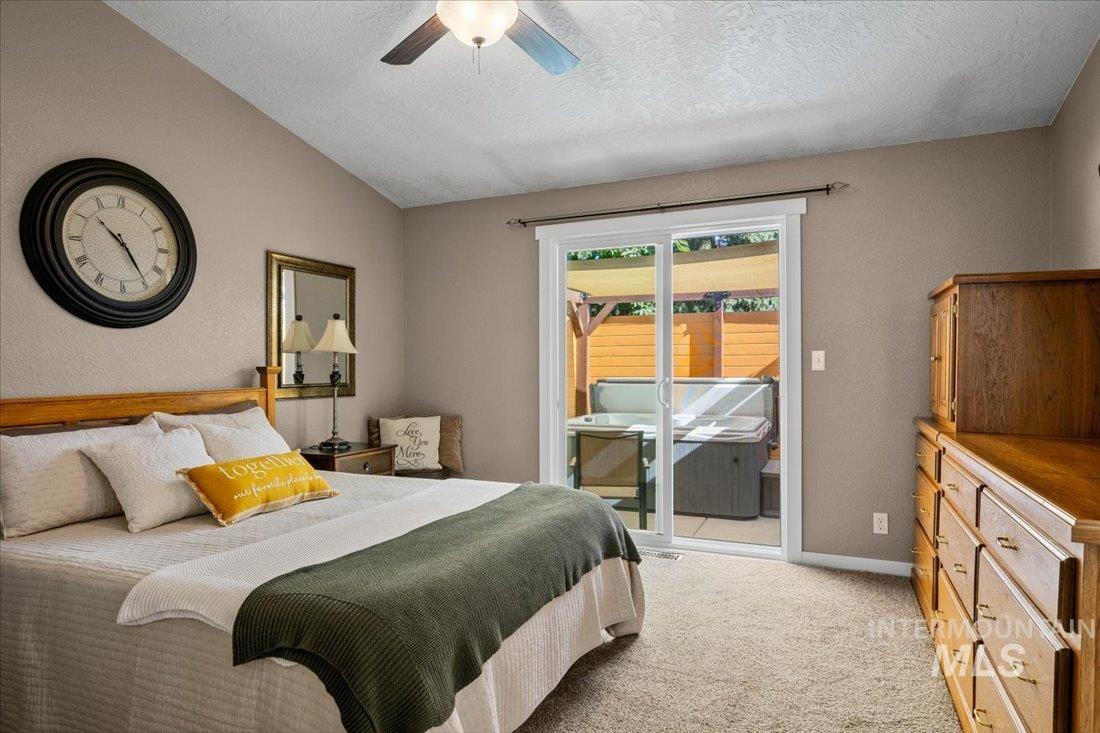 2950 W Stephanie Ct.