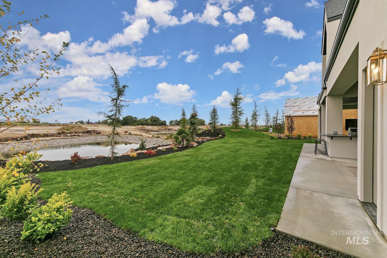 3668 N Harvest Moon Way