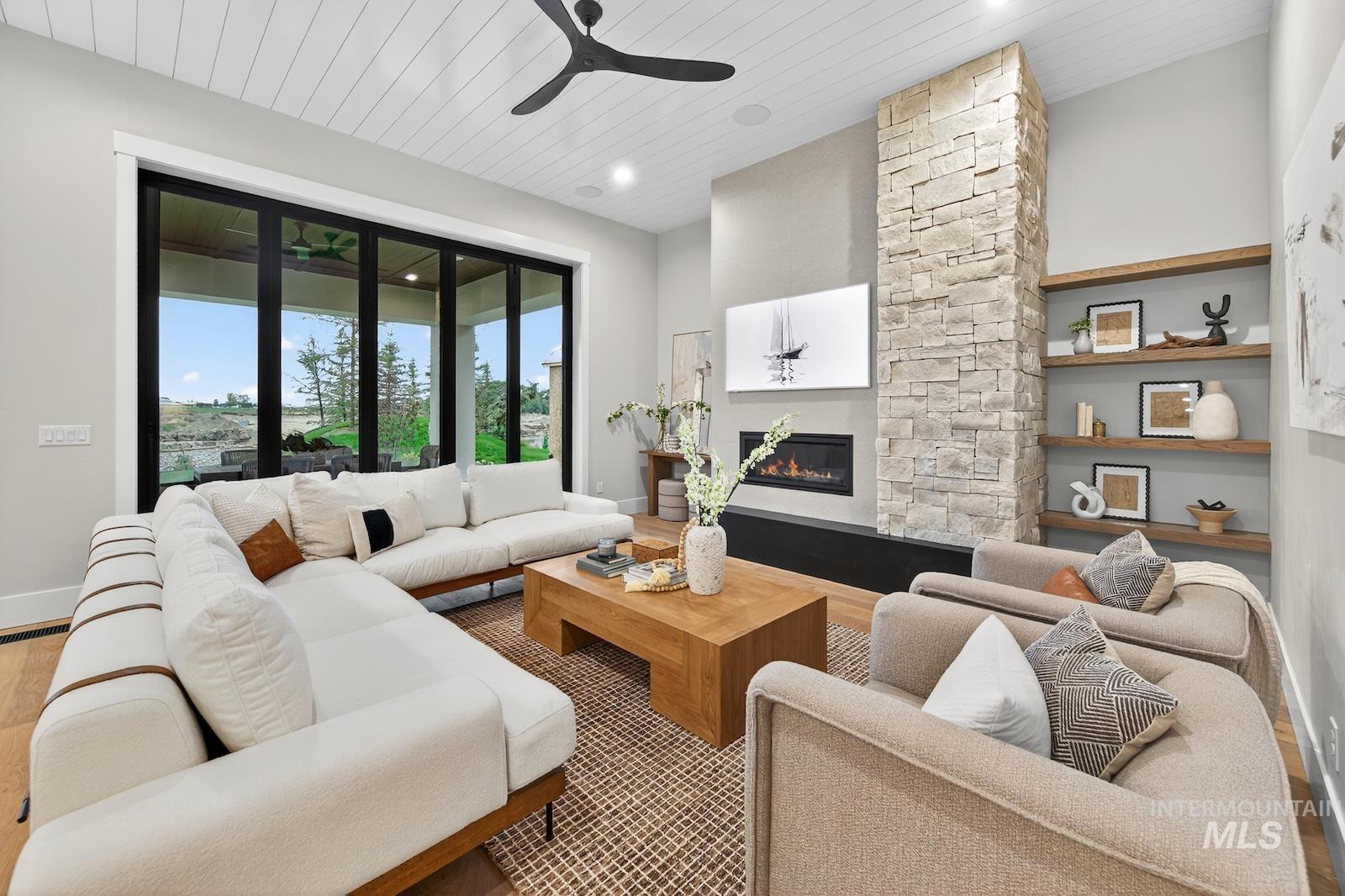 3668 N Harvest Moon Way