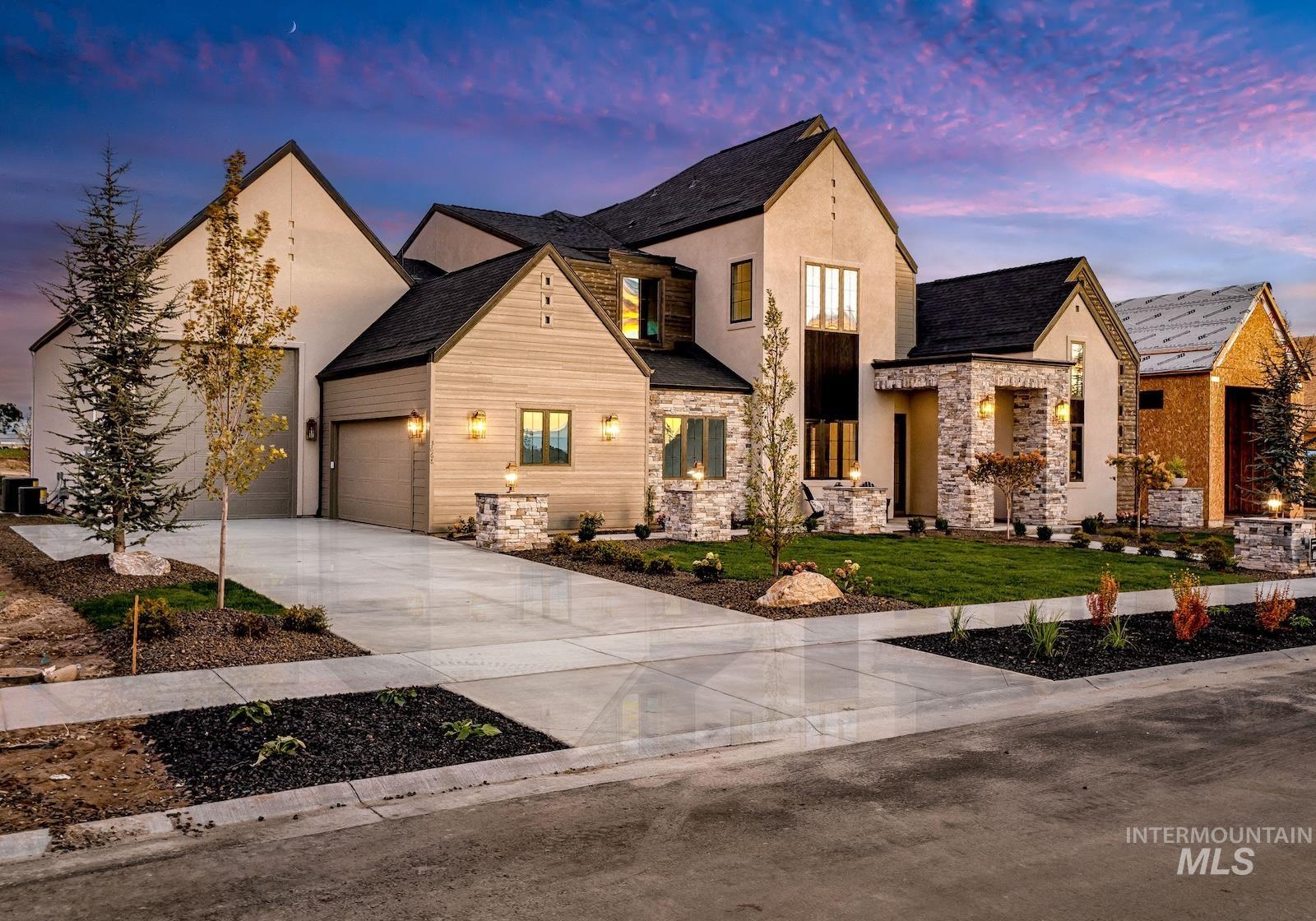 3668 N Harvest Moon Way