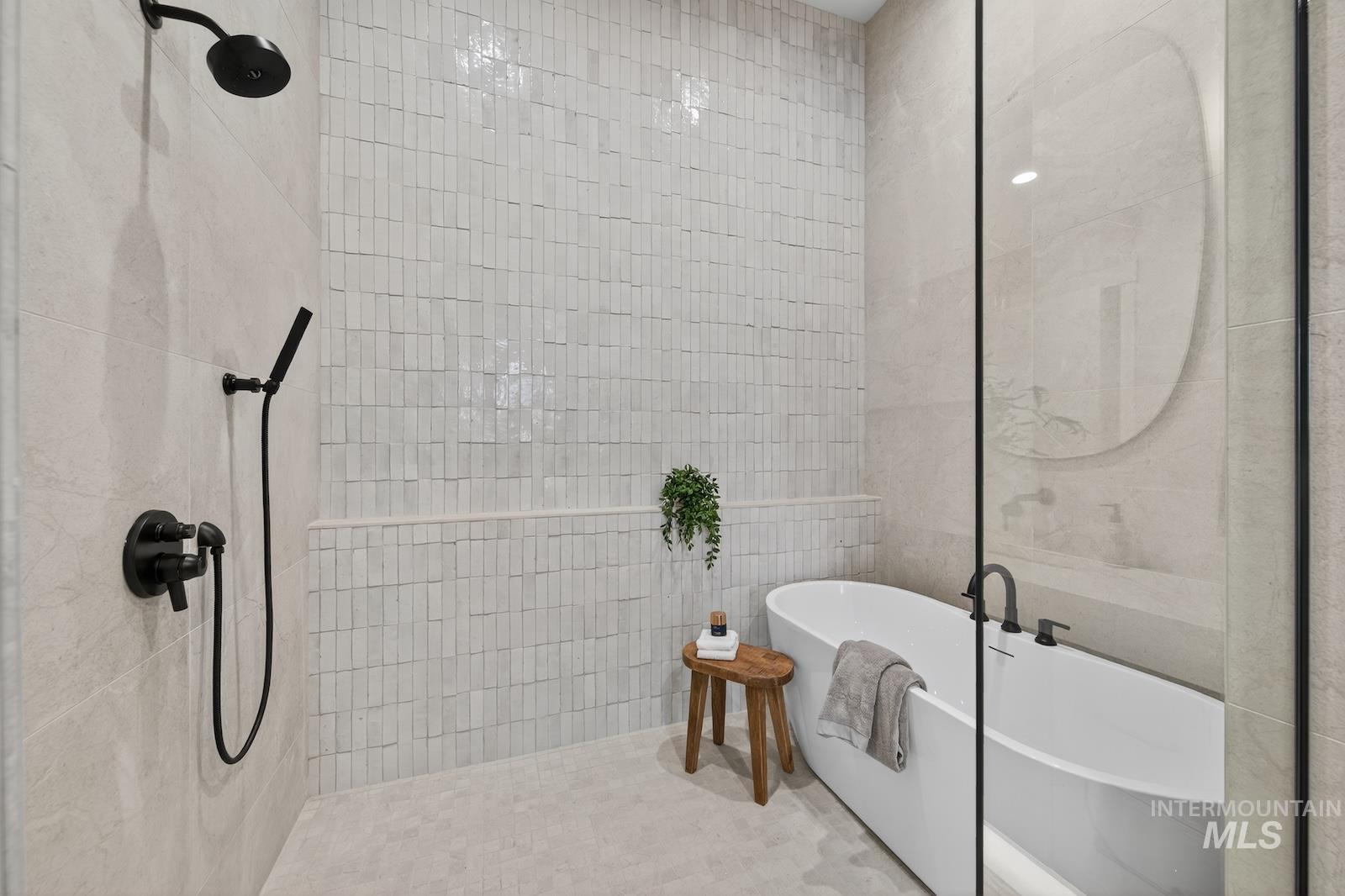 3668 N Harvest Moon Way