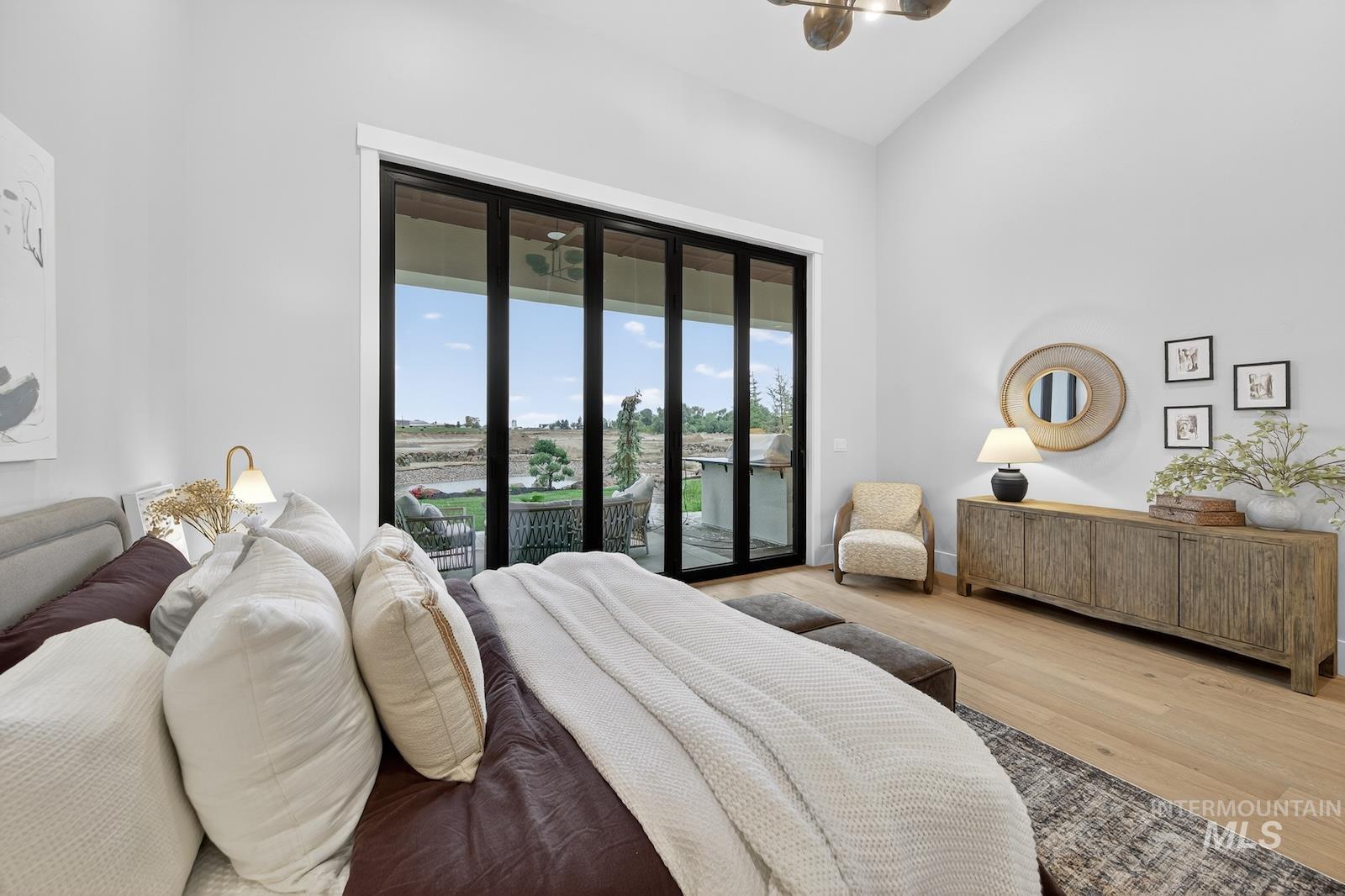 3668 N Harvest Moon Way