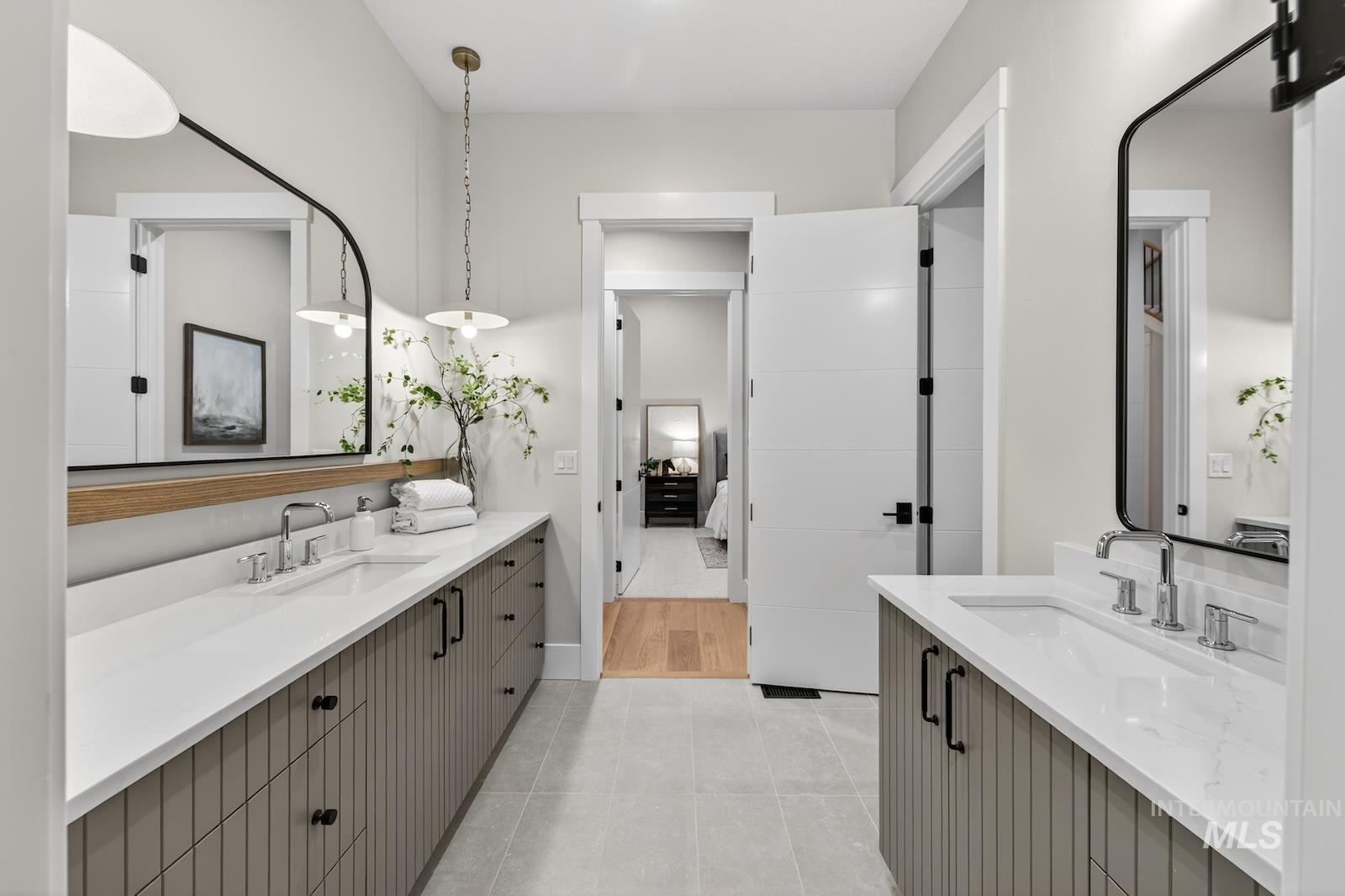 3668 N Harvest Moon Way