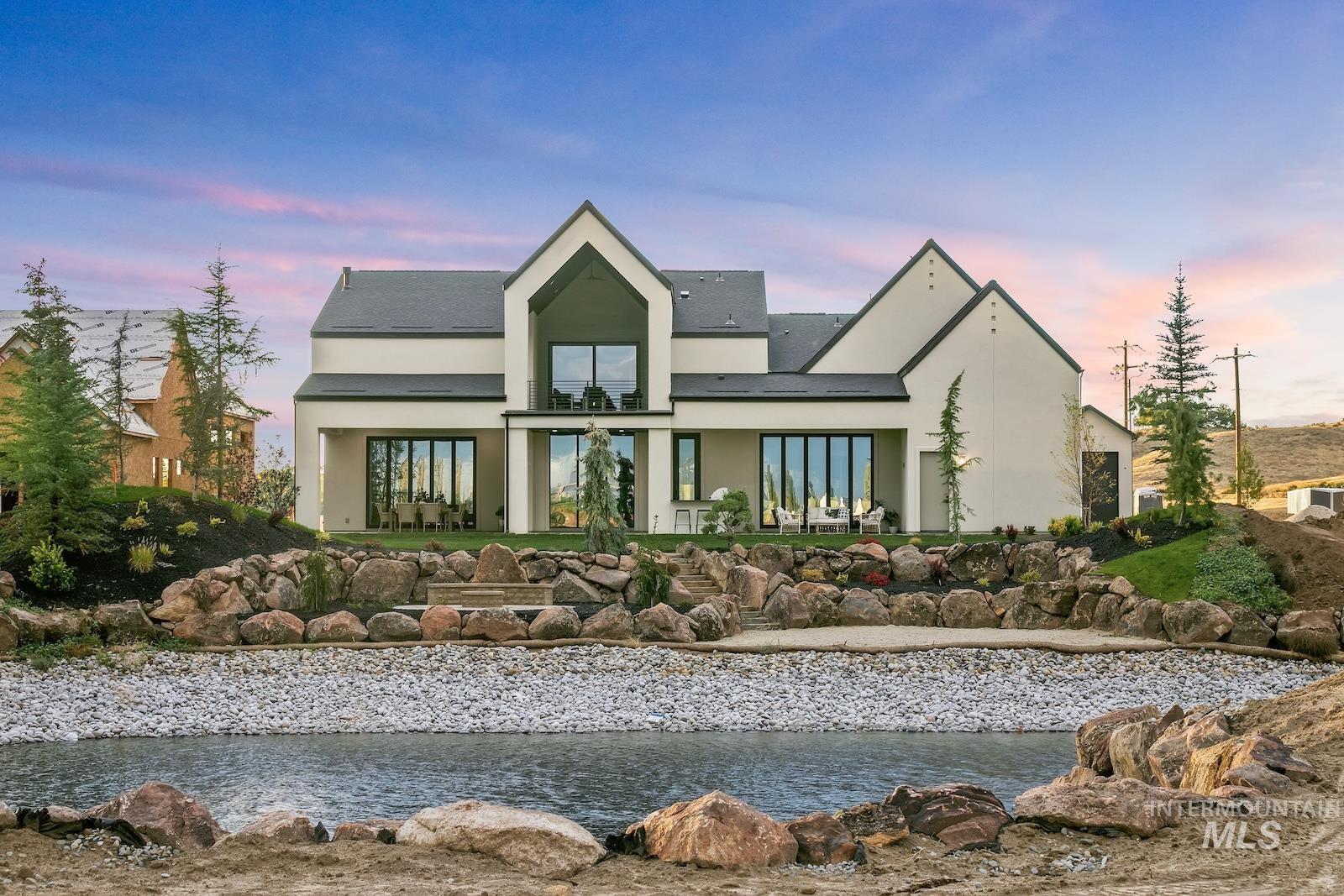 3668 N Harvest Moon Way