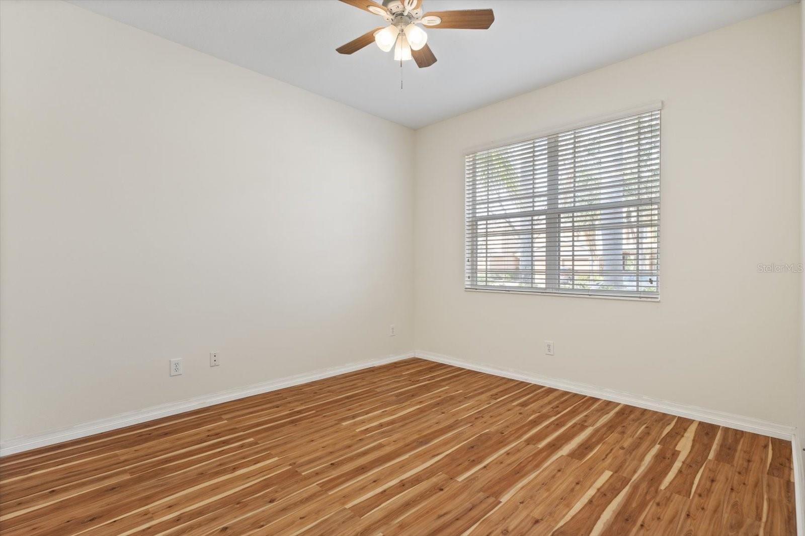 11515 52ND CT E
