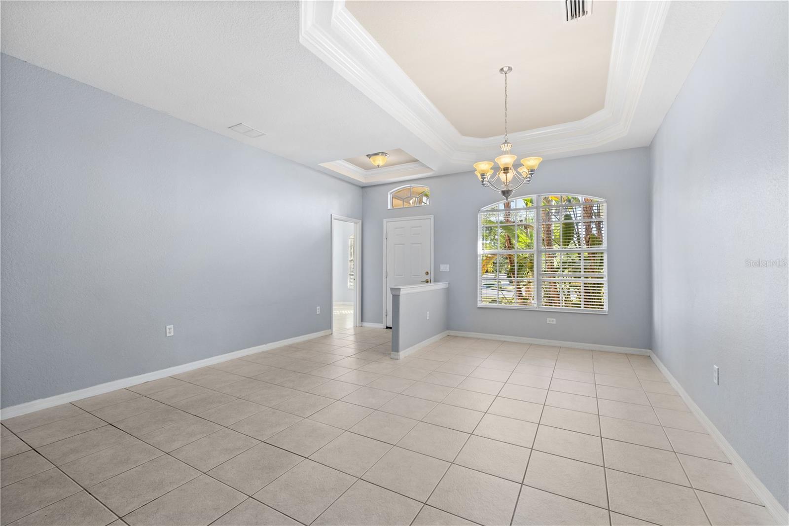 408 GOLDEN HARBOUR TRL
