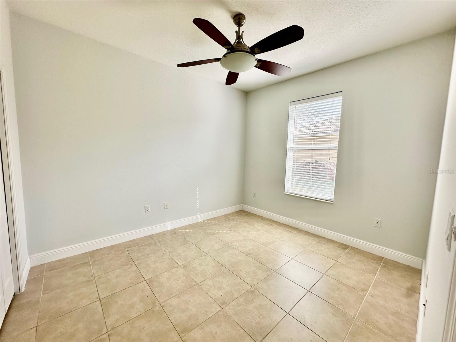 408 GOLDEN HARBOUR TRL