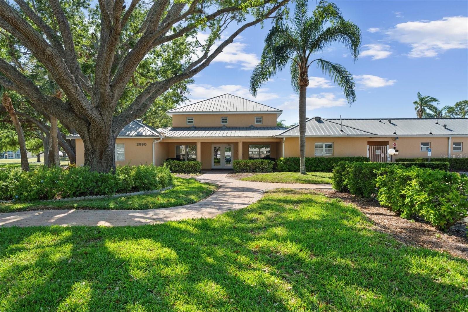 4440 FAIRWAYS BLVD #210