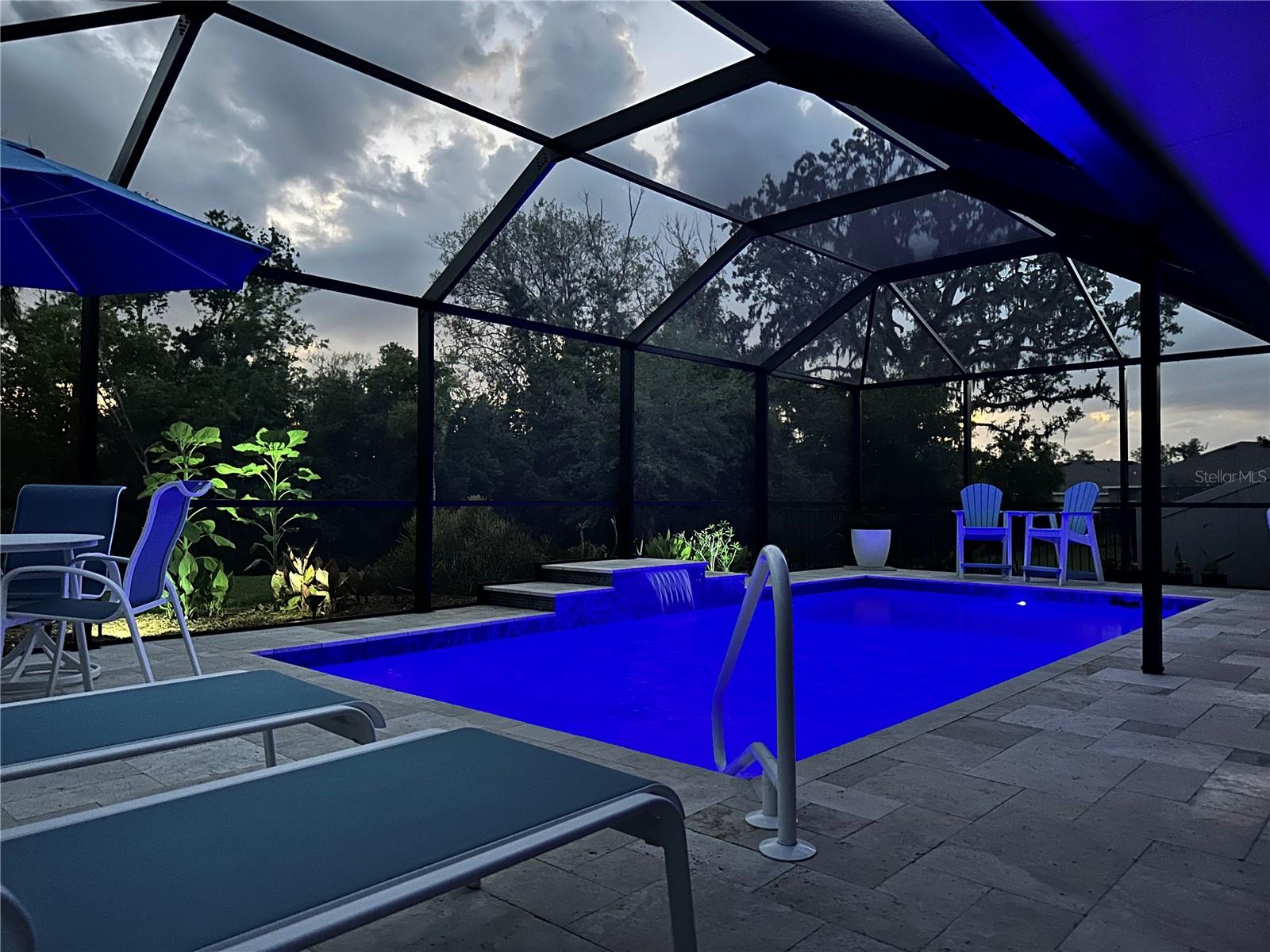 2811 GREENLEAF TER