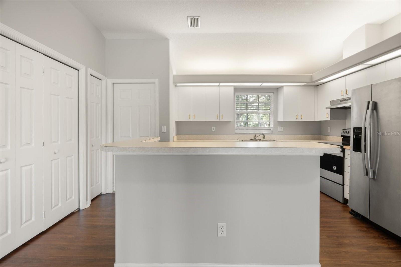 3415 68TH STREET CIR E