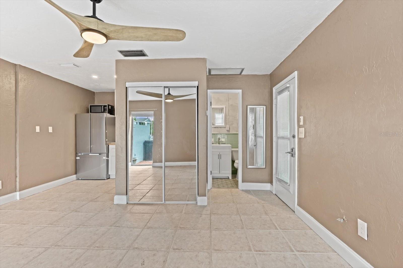170 ROOSEVELT DR #1