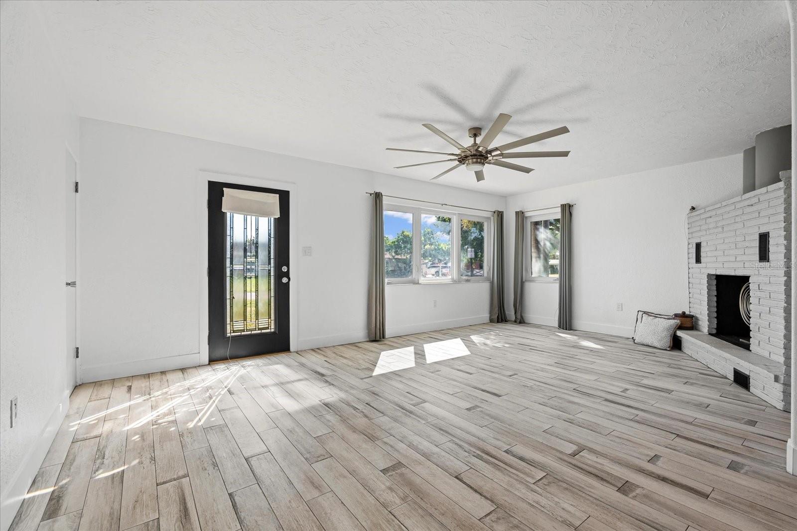 344 45TH STREET CT W