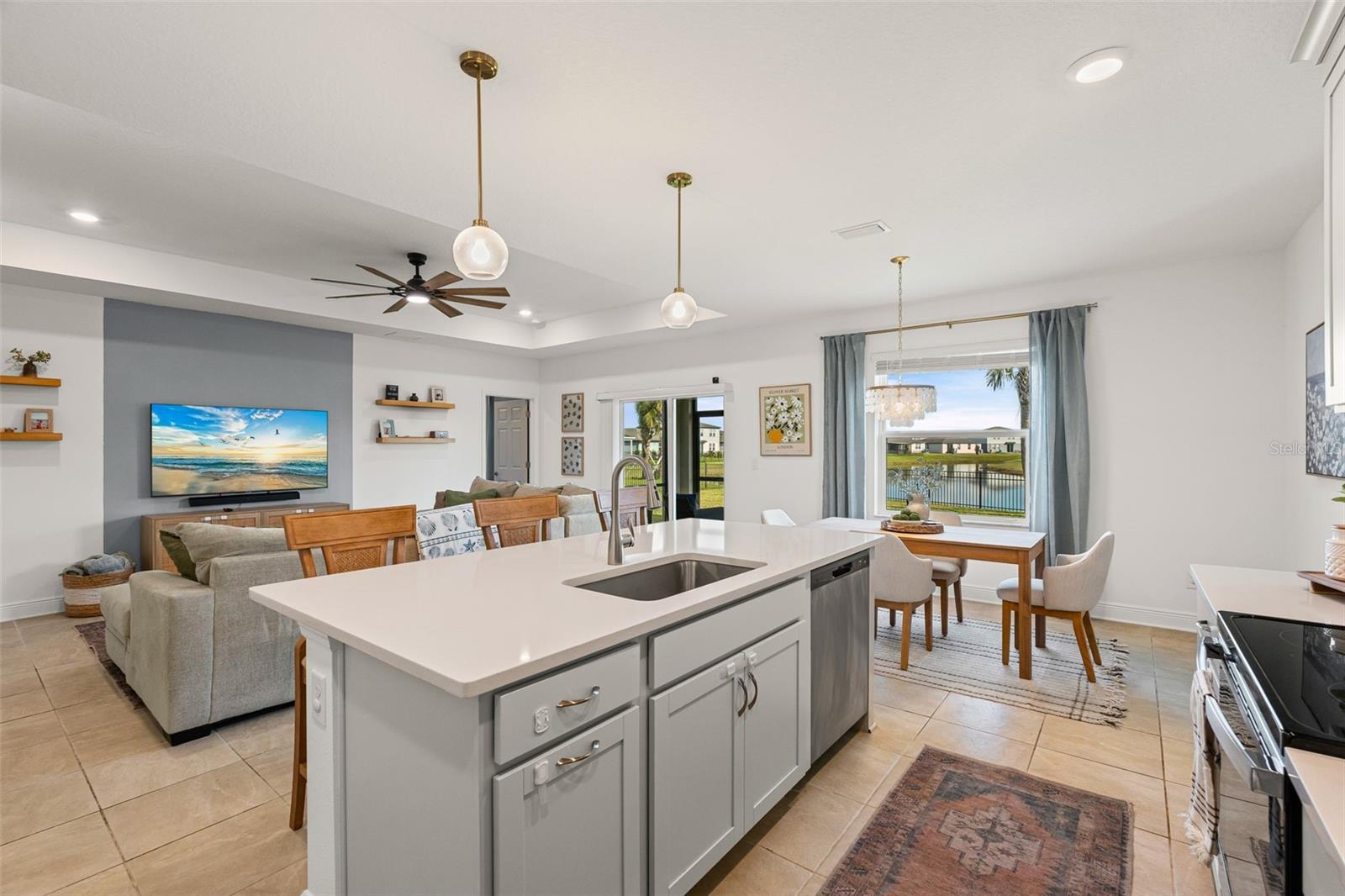 9216 WESTERNWOODS AVE