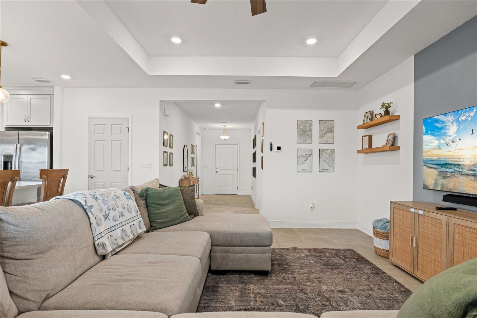 9216 WESTERNWOODS AVE