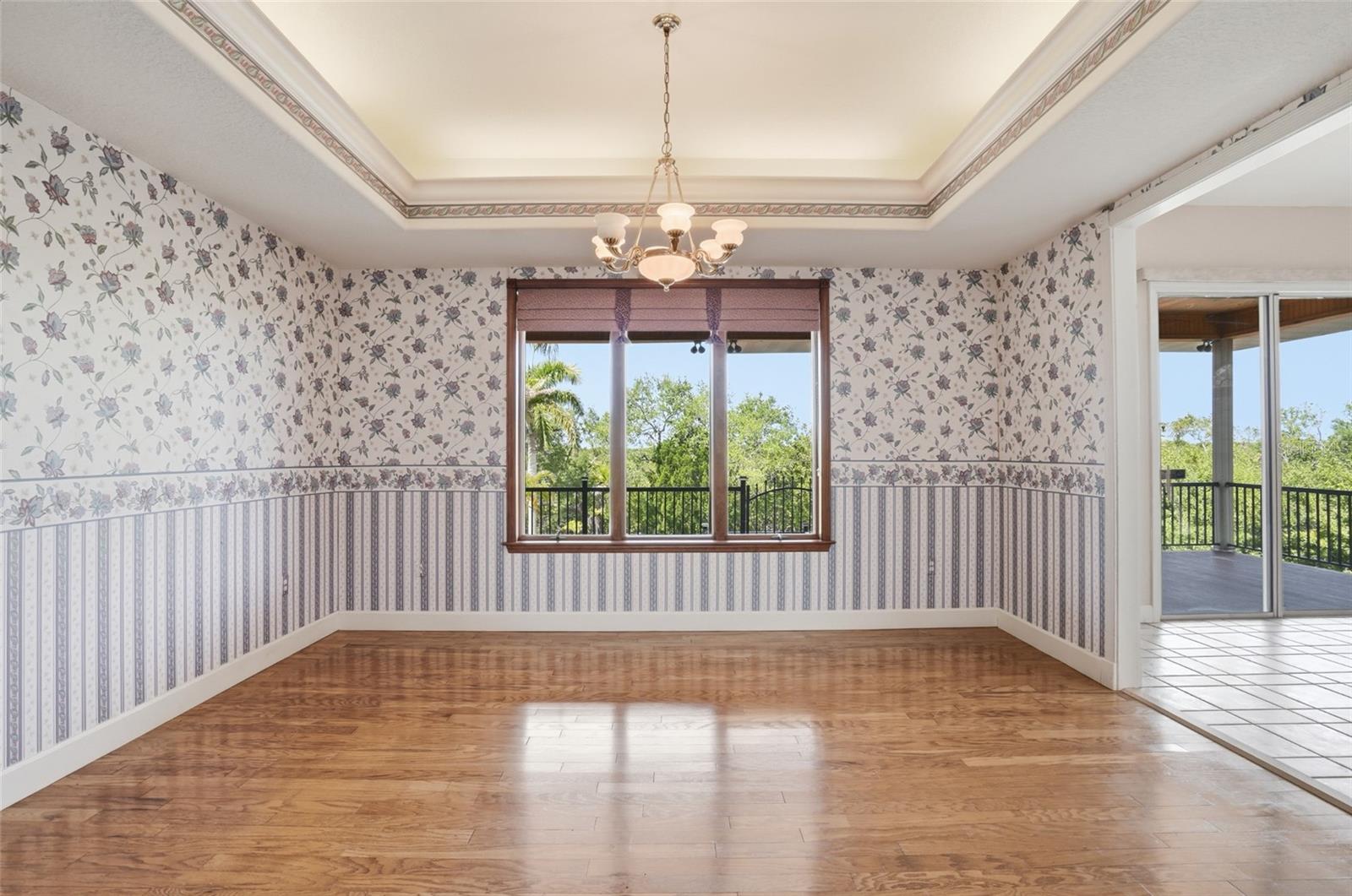 455 HORSESHOE LOOP RD