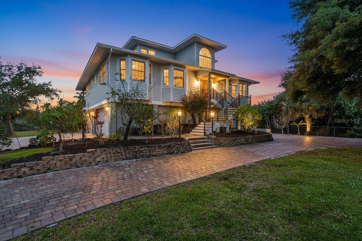 455 HORSESHOE LOOP RD