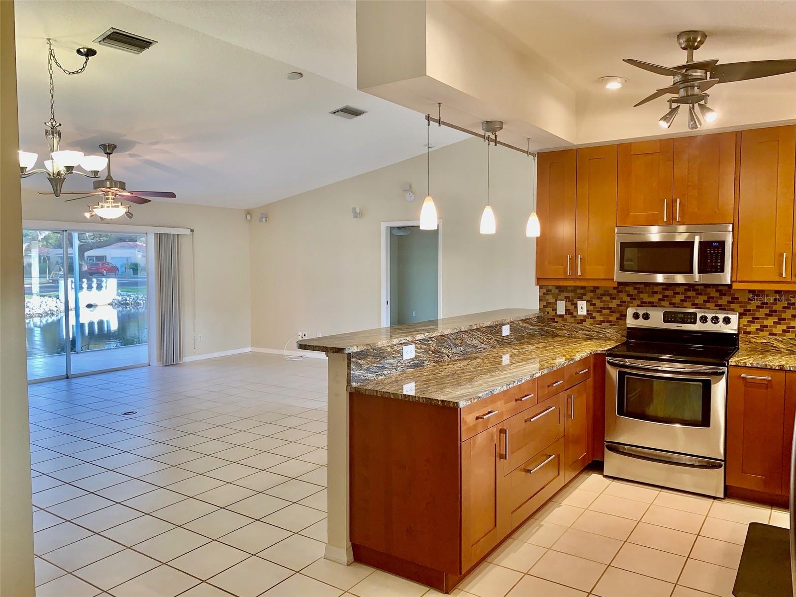 110 49TH CT E