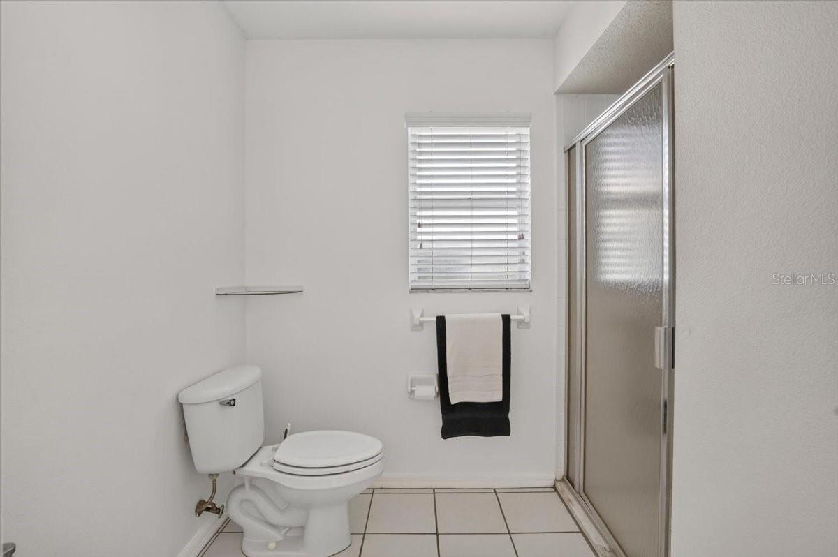 138 49TH CT E