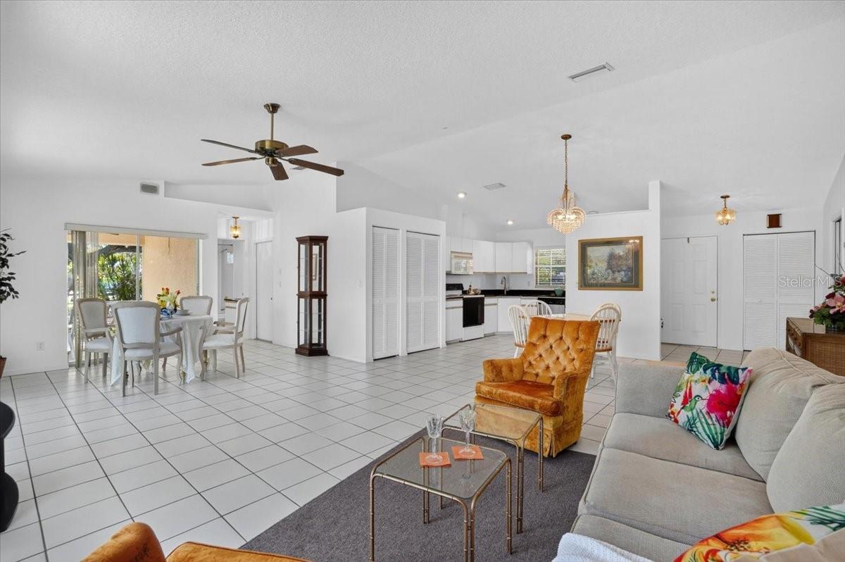 138 49TH CT E