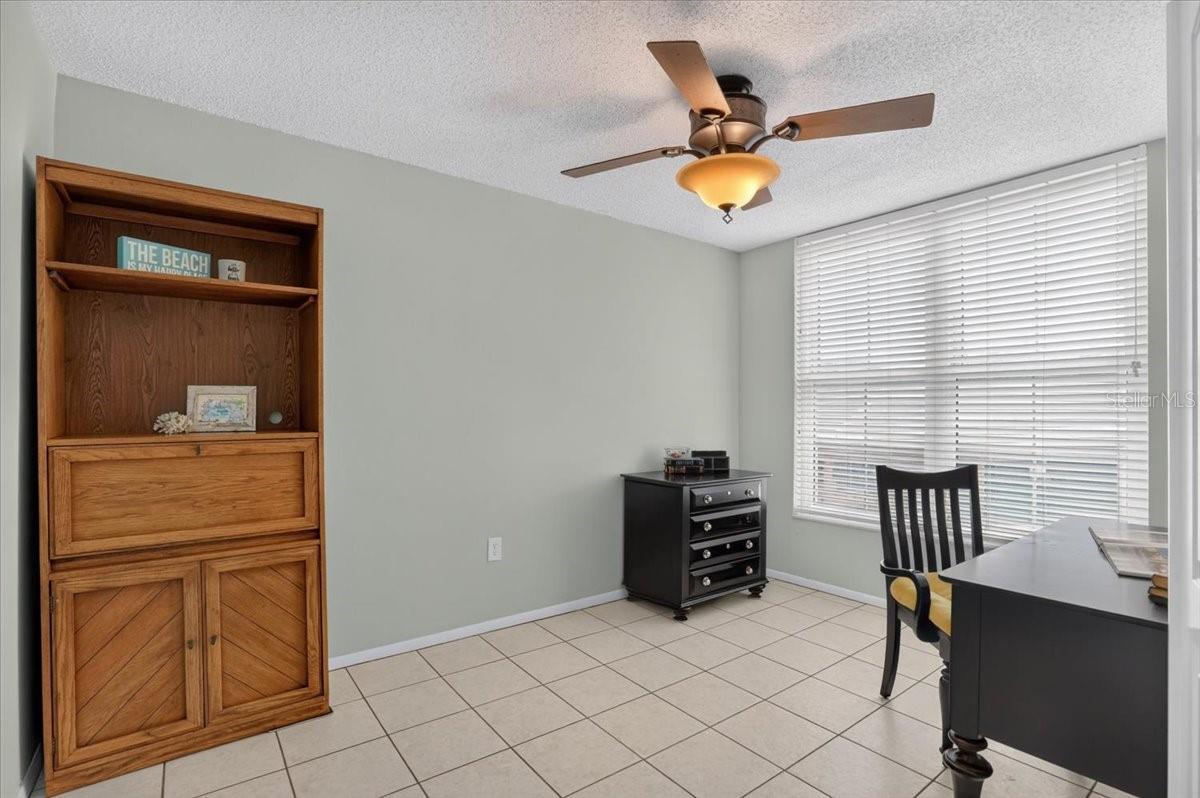 4570 PINEBROOK CIR #208