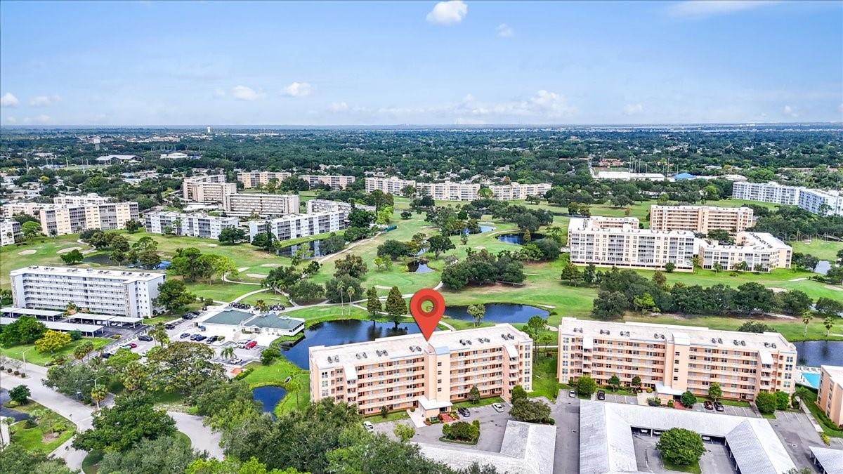 4570 PINEBROOK CIR #208