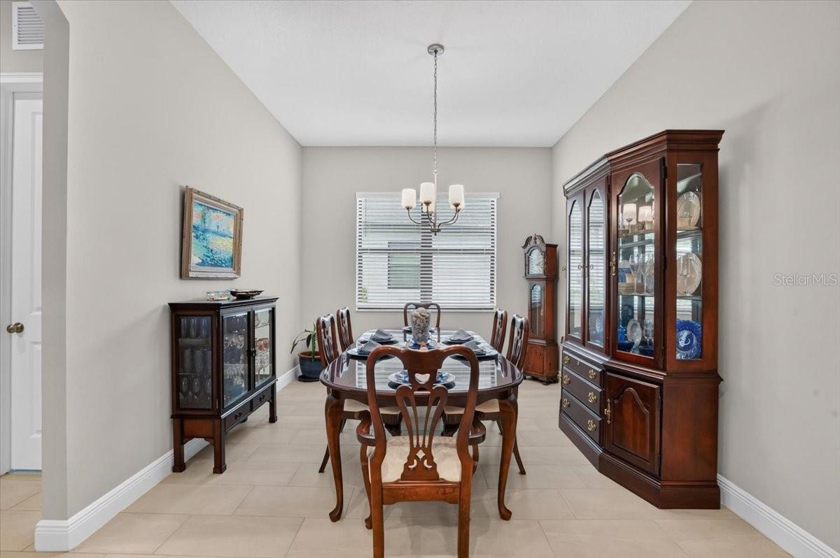 3714 GRASSLAND WAY