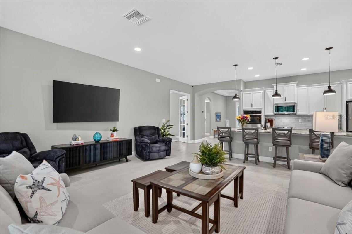 3714 GRASSLAND WAY