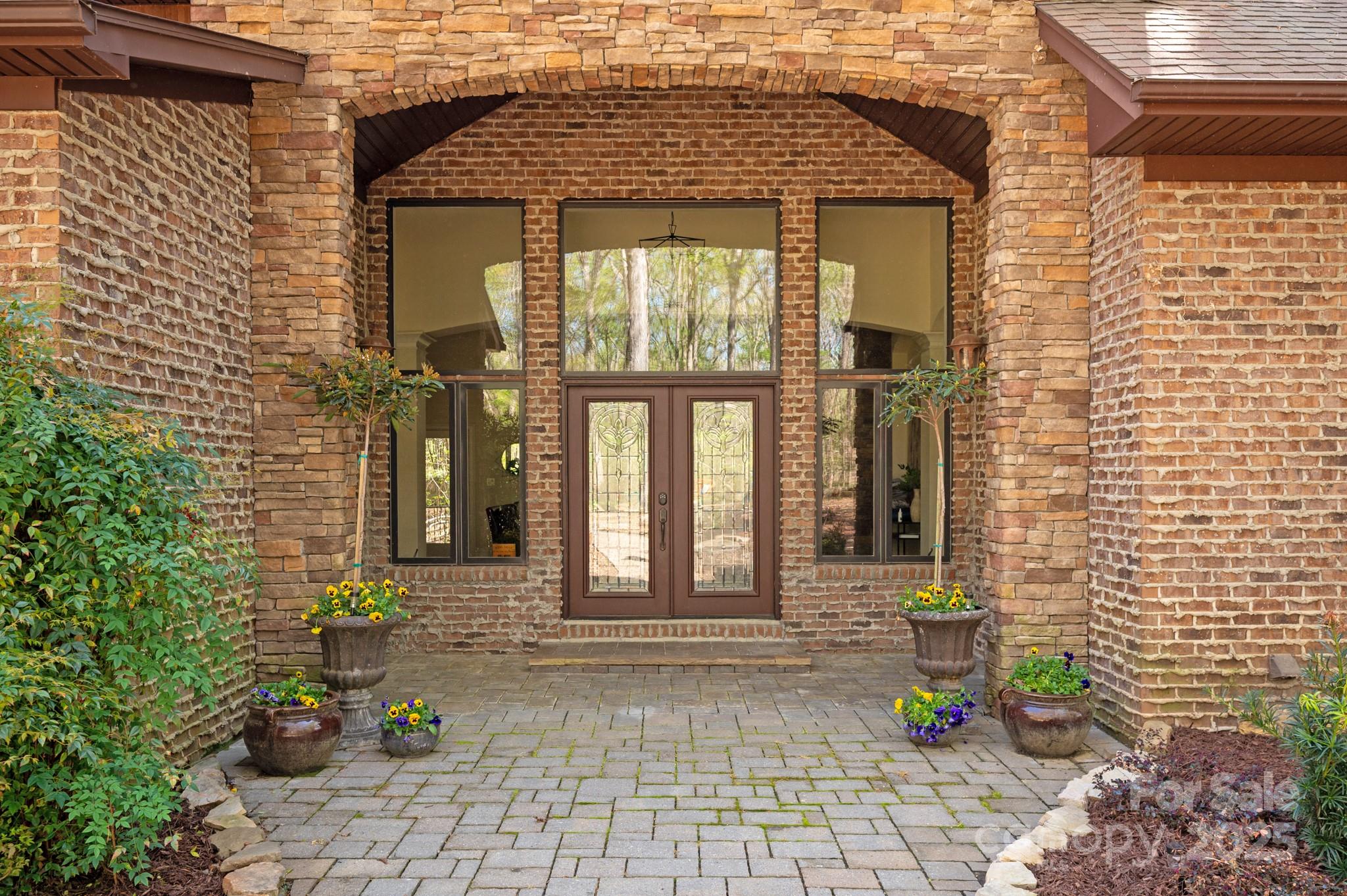 225 Riverton Road