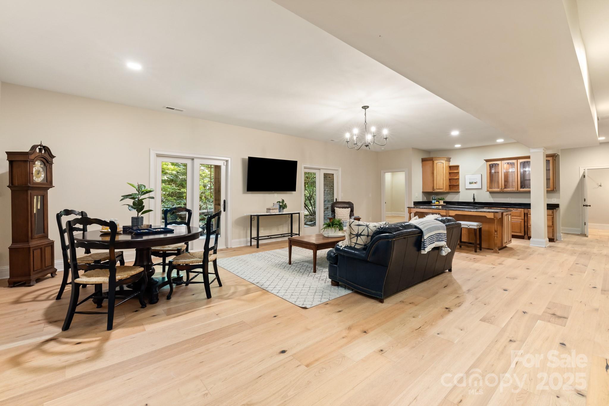 225 Riverton Road