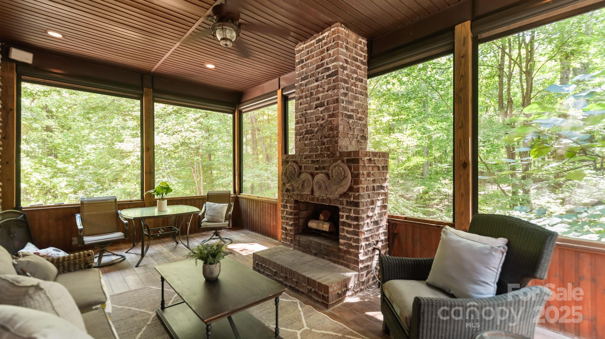 225 Riverton Road