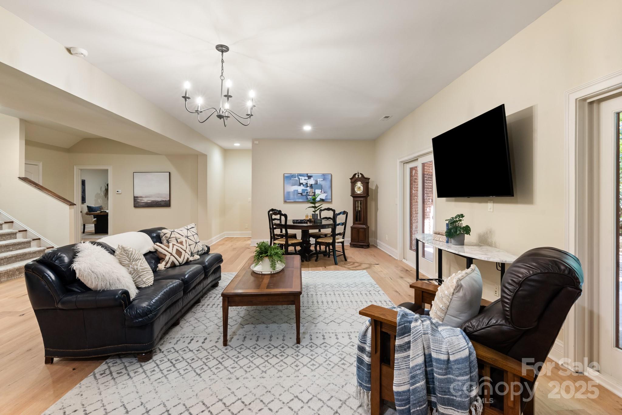 225 Riverton Road