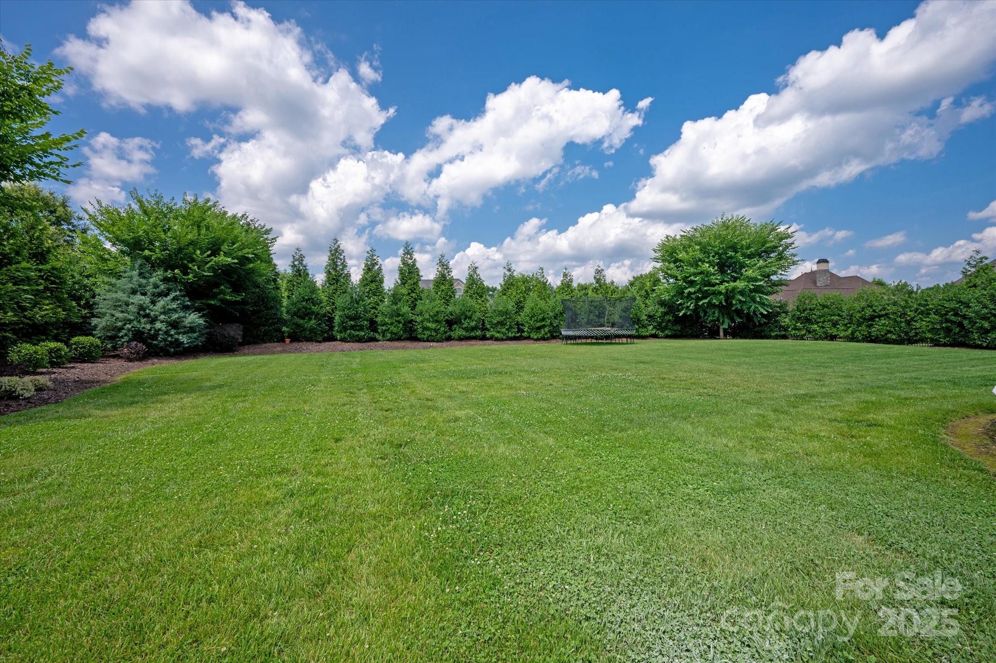 11008 Strike The Gold Lane