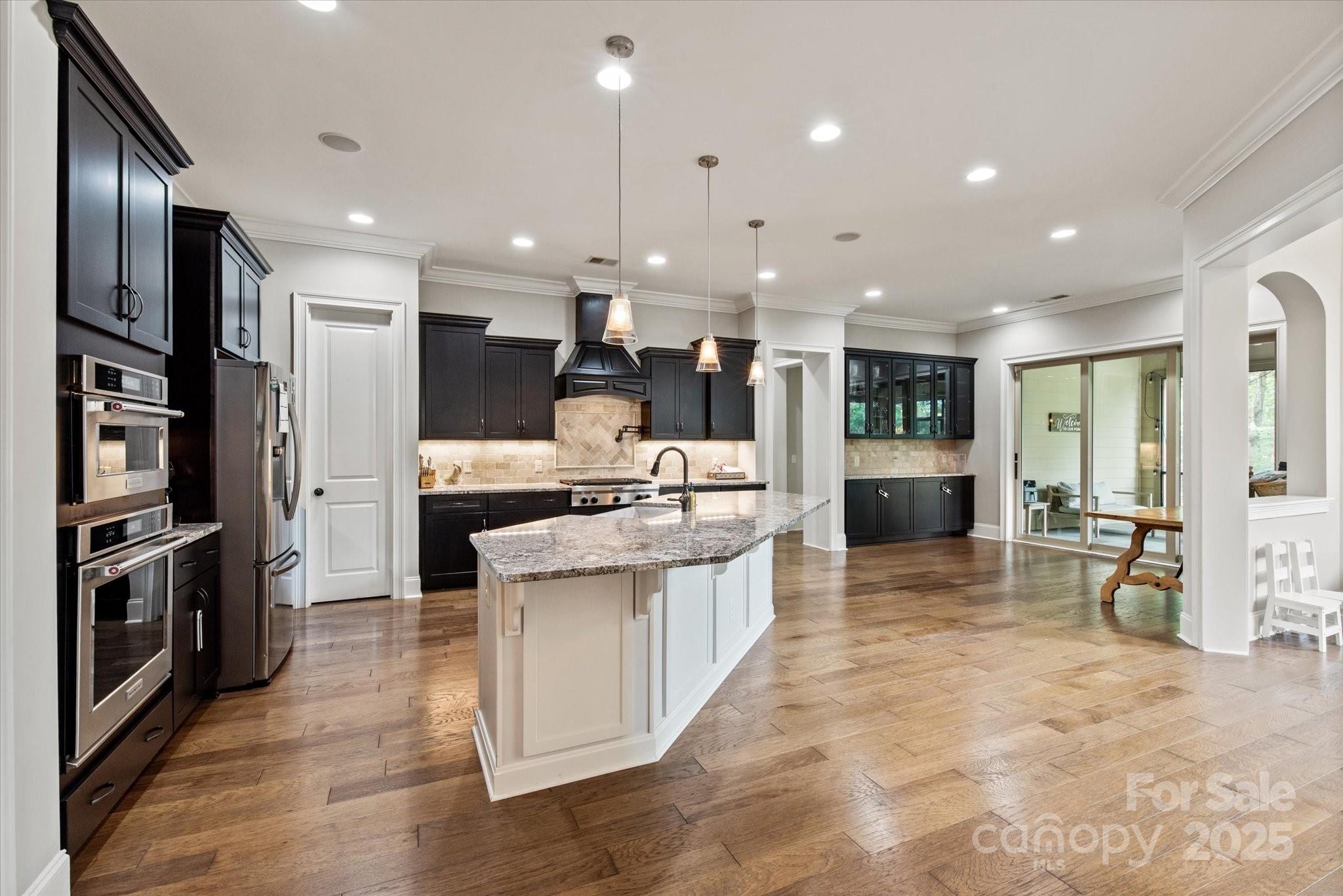 1233 Ladera Drive