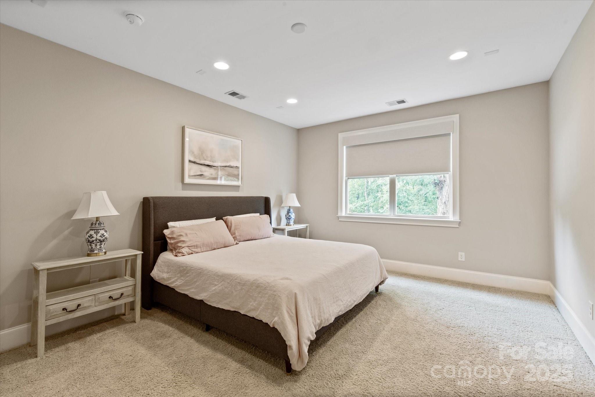 1233 Ladera Drive