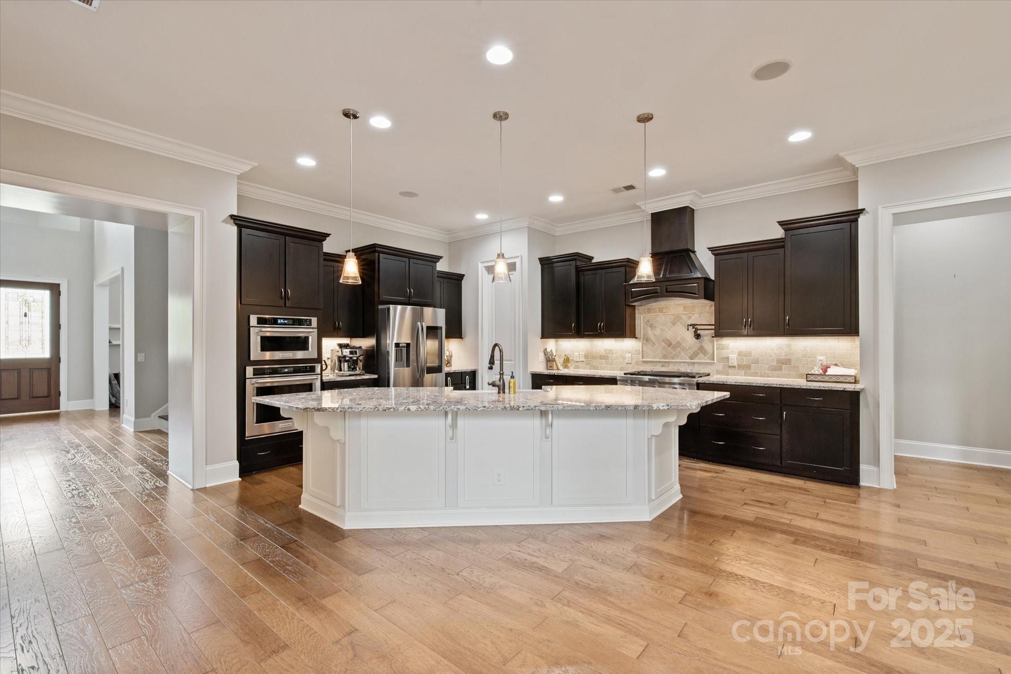 1233 Ladera Drive