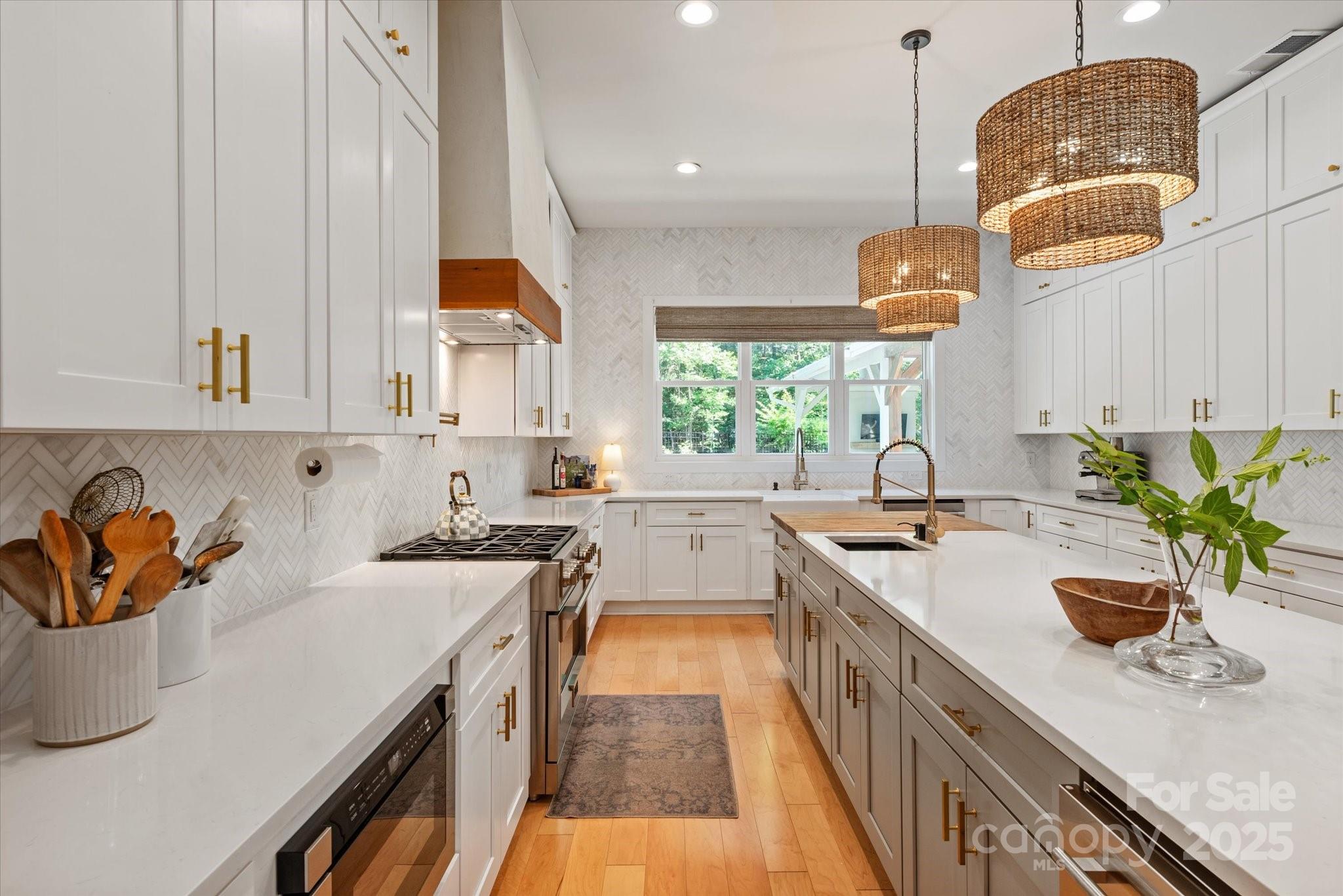 2705 Ski Trail Lane
