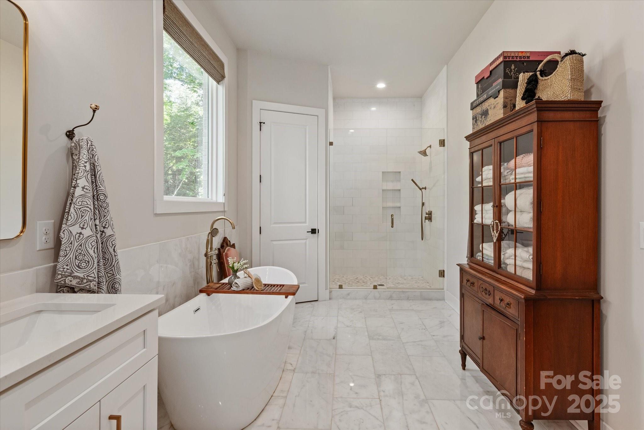 2705 Ski Trail Lane