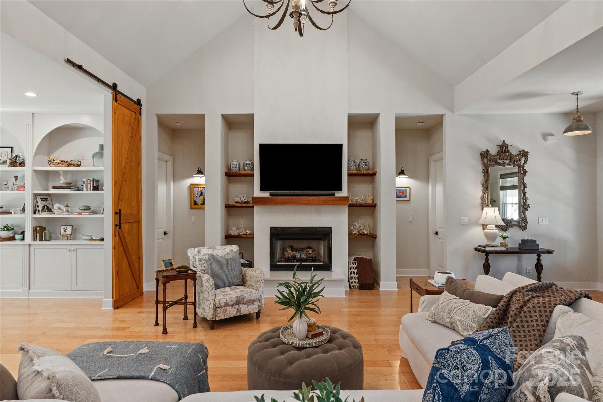 2705 Ski Trail Lane