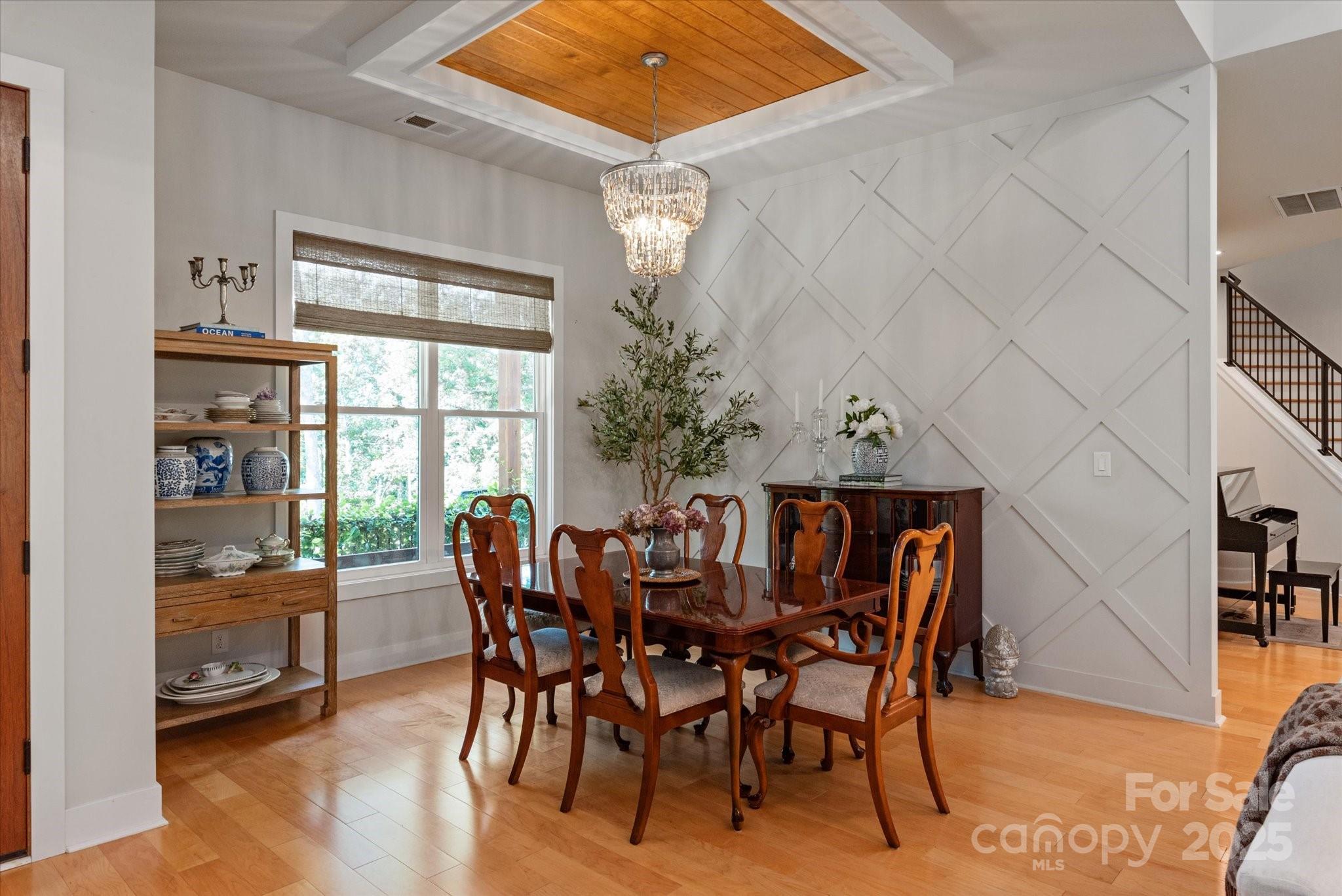 2705 Ski Trail Lane