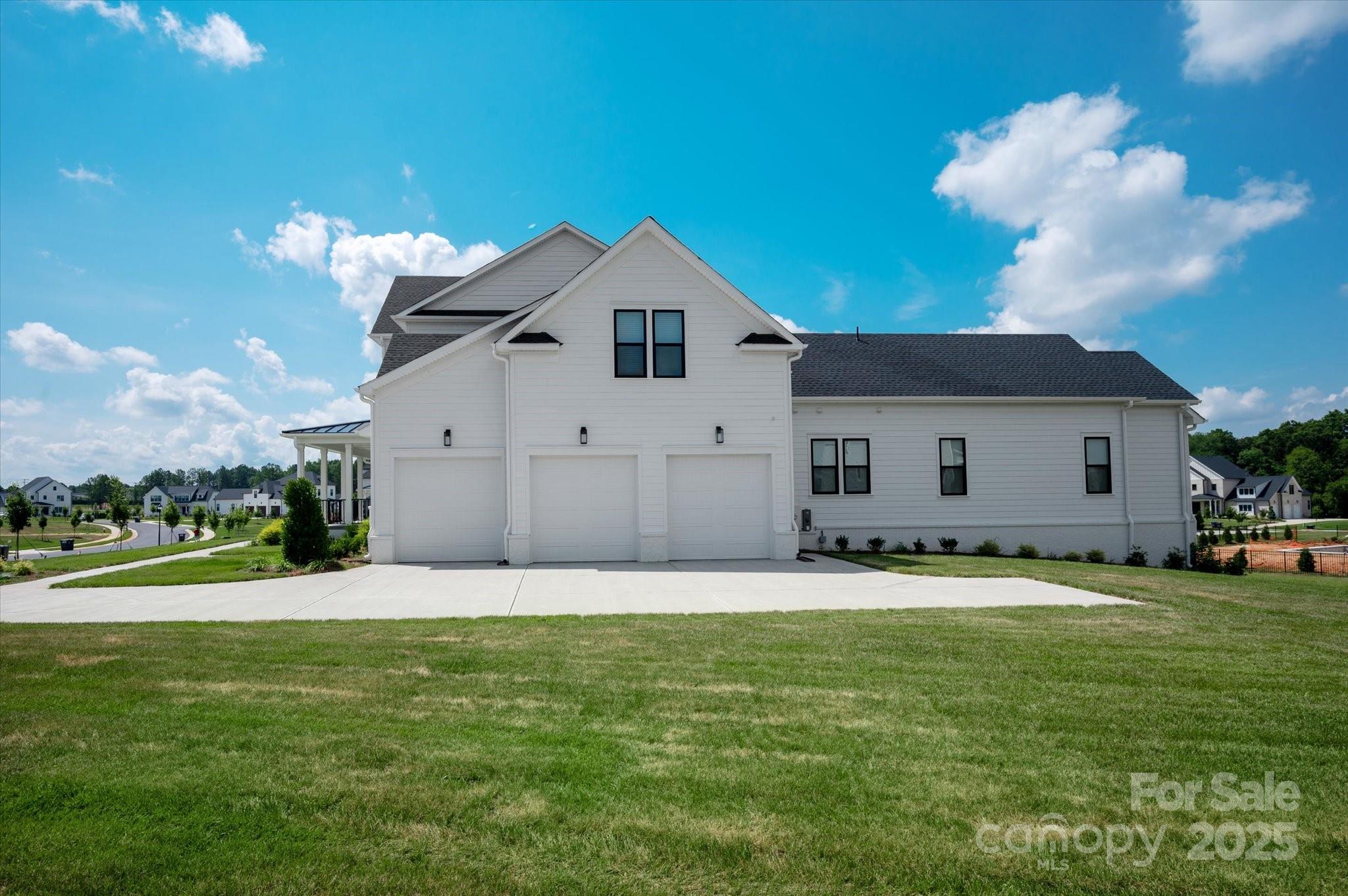 1106 Pomar Circle