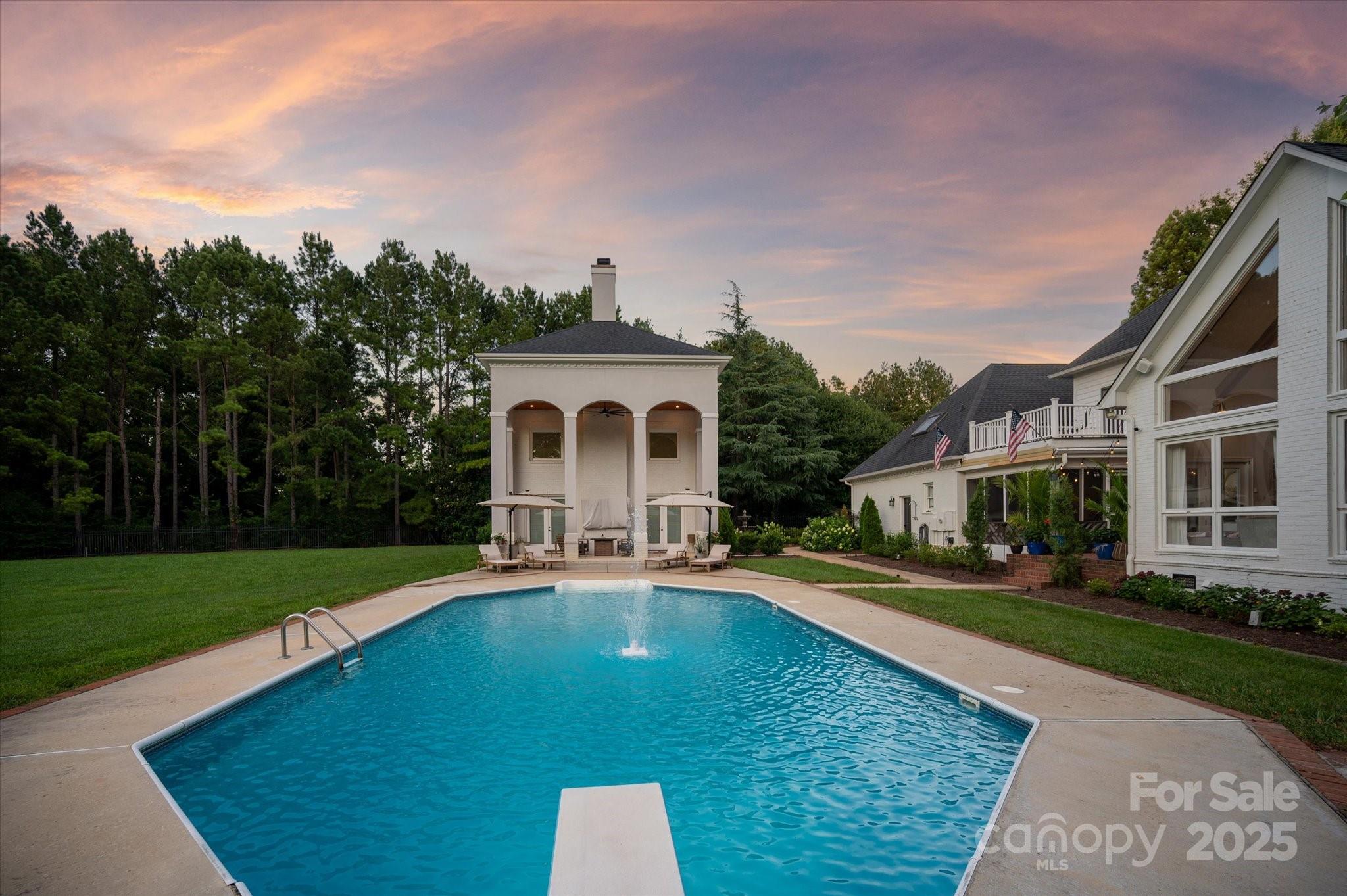 533 Valley Run Drive