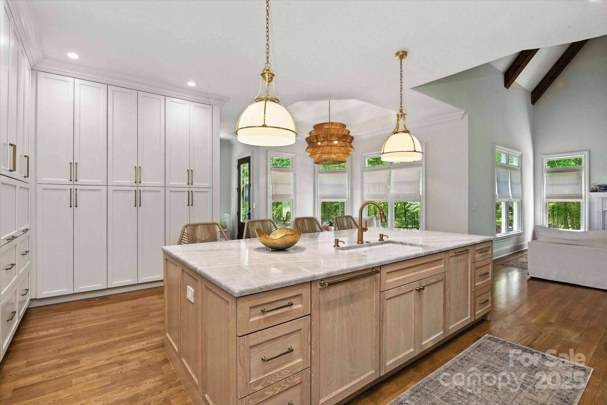 1221 Hadley Park Lane