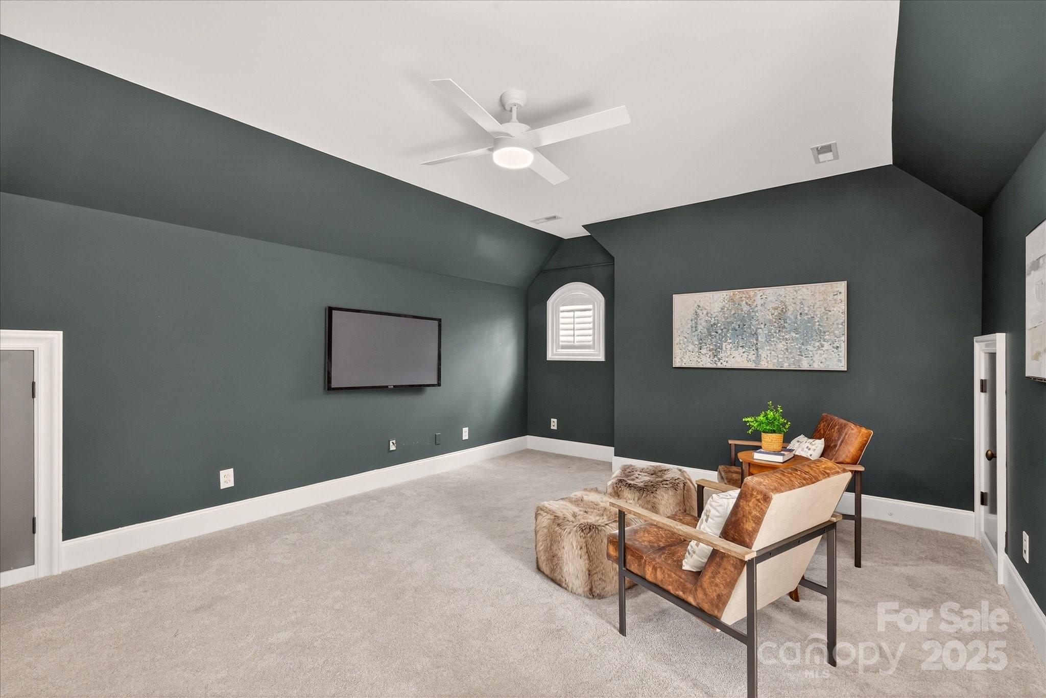 1221 Hadley Park Lane