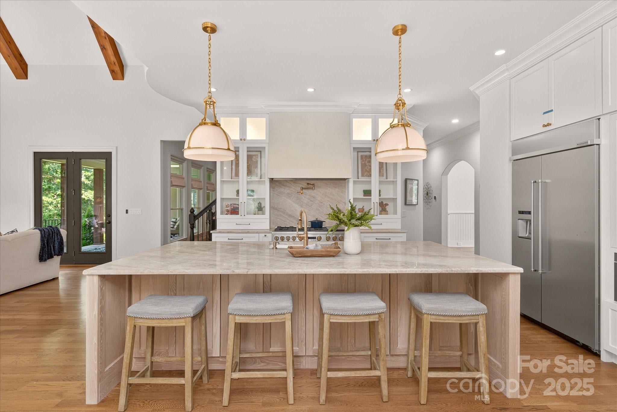 1221 Hadley Park Lane