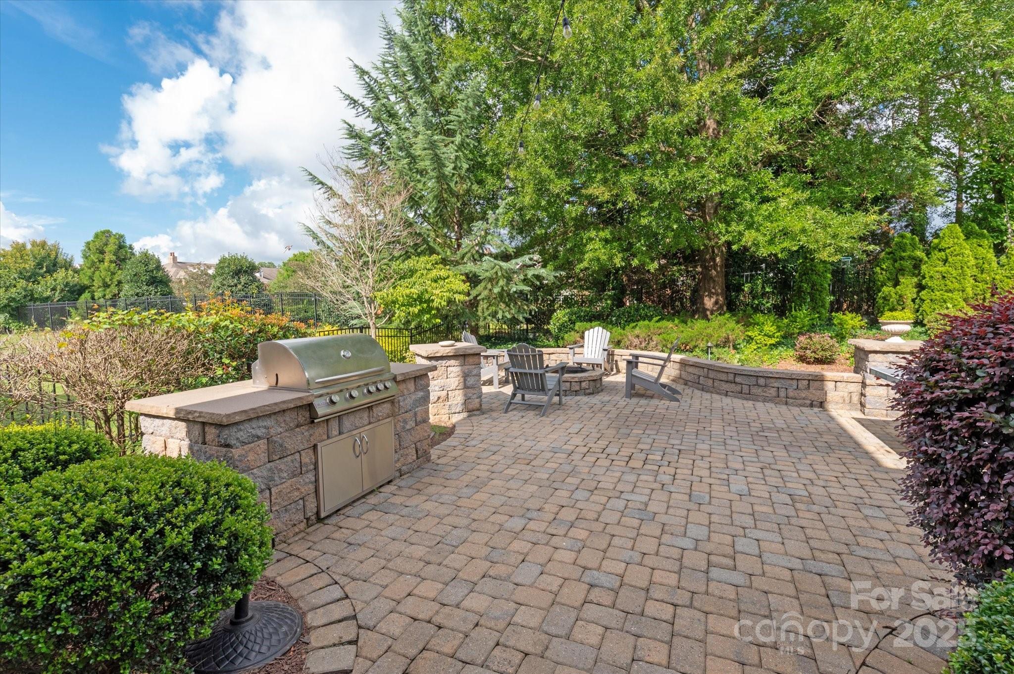 6510 Honeymeade Circle