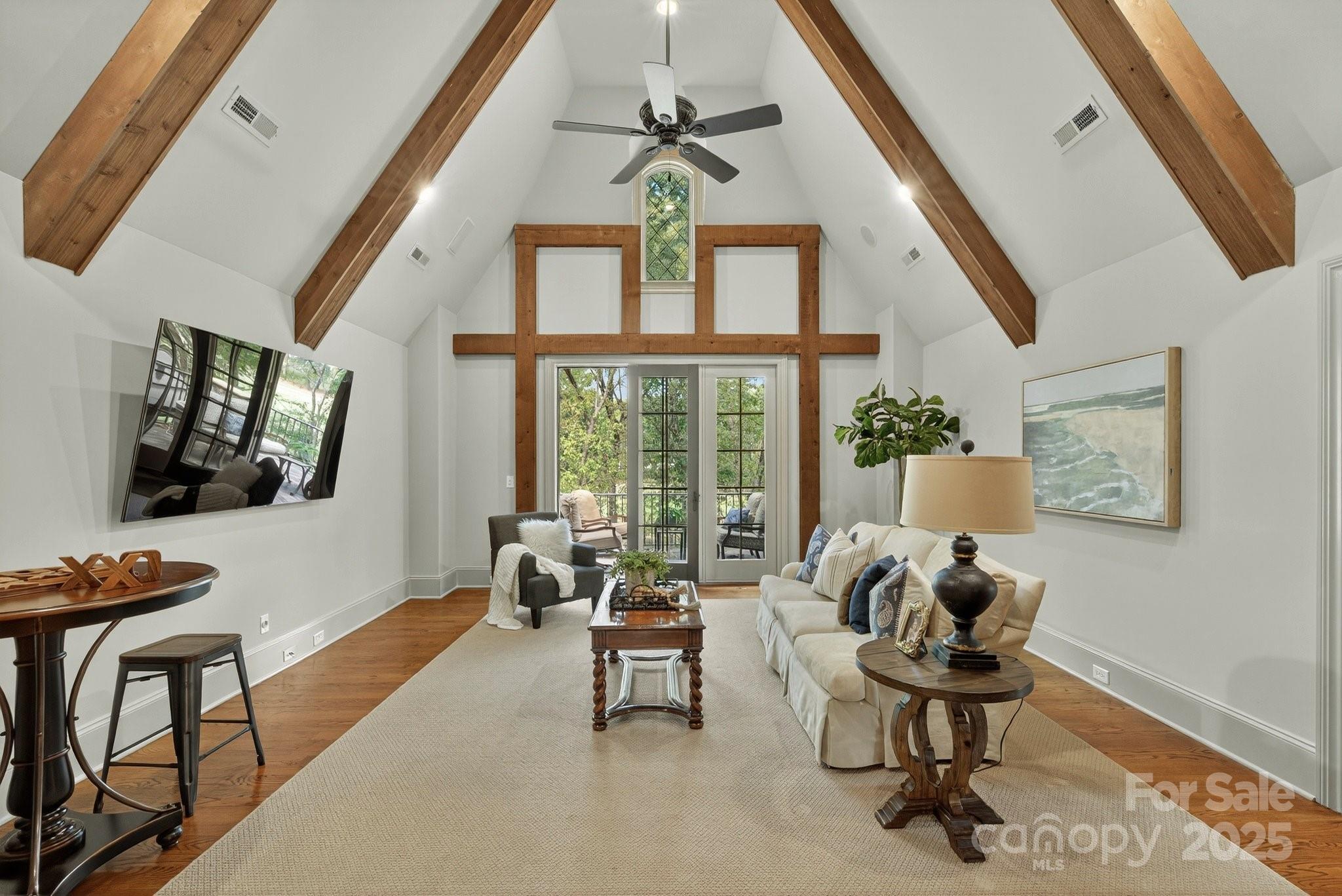 207 Belle Meade Court