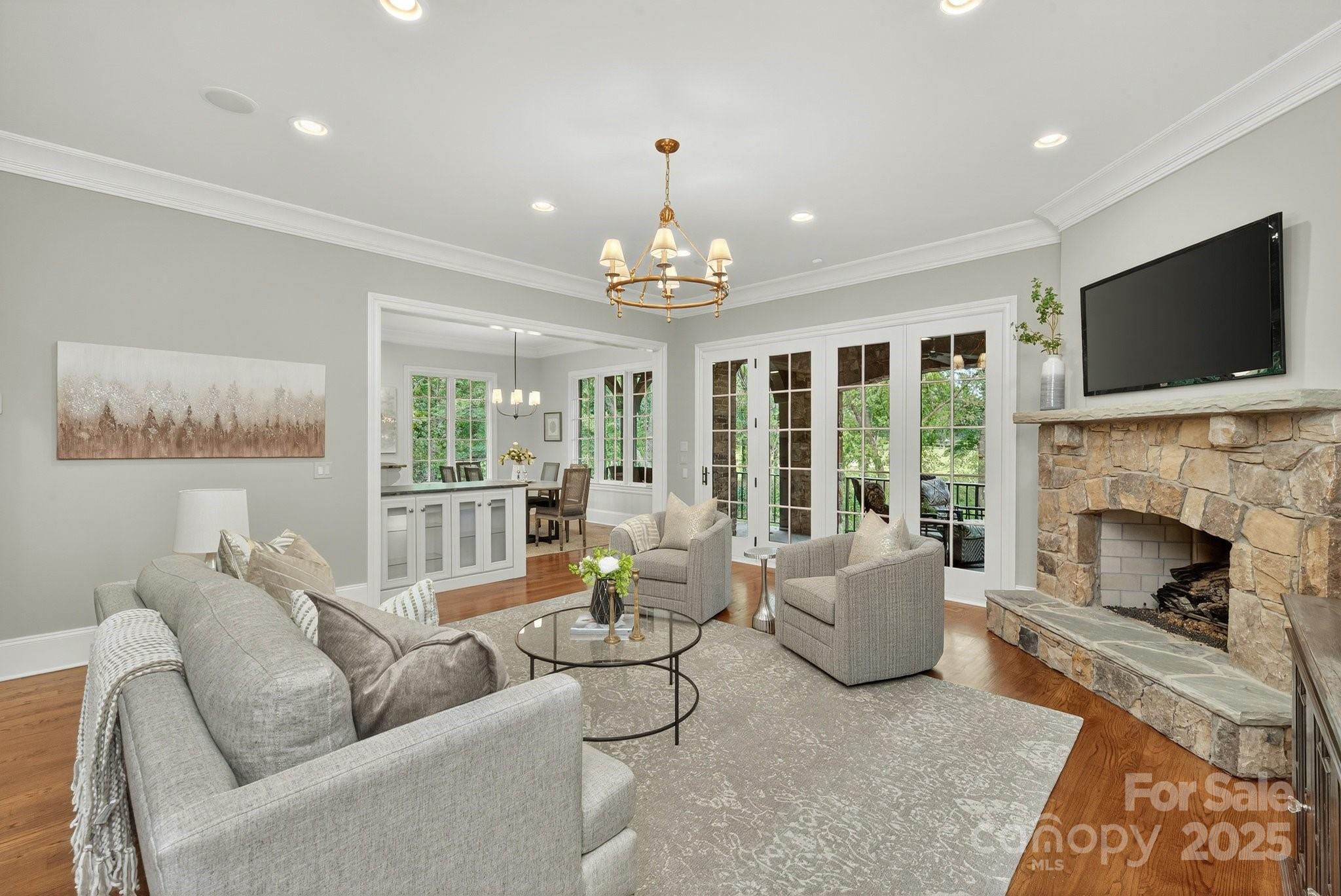 207 Belle Meade Court