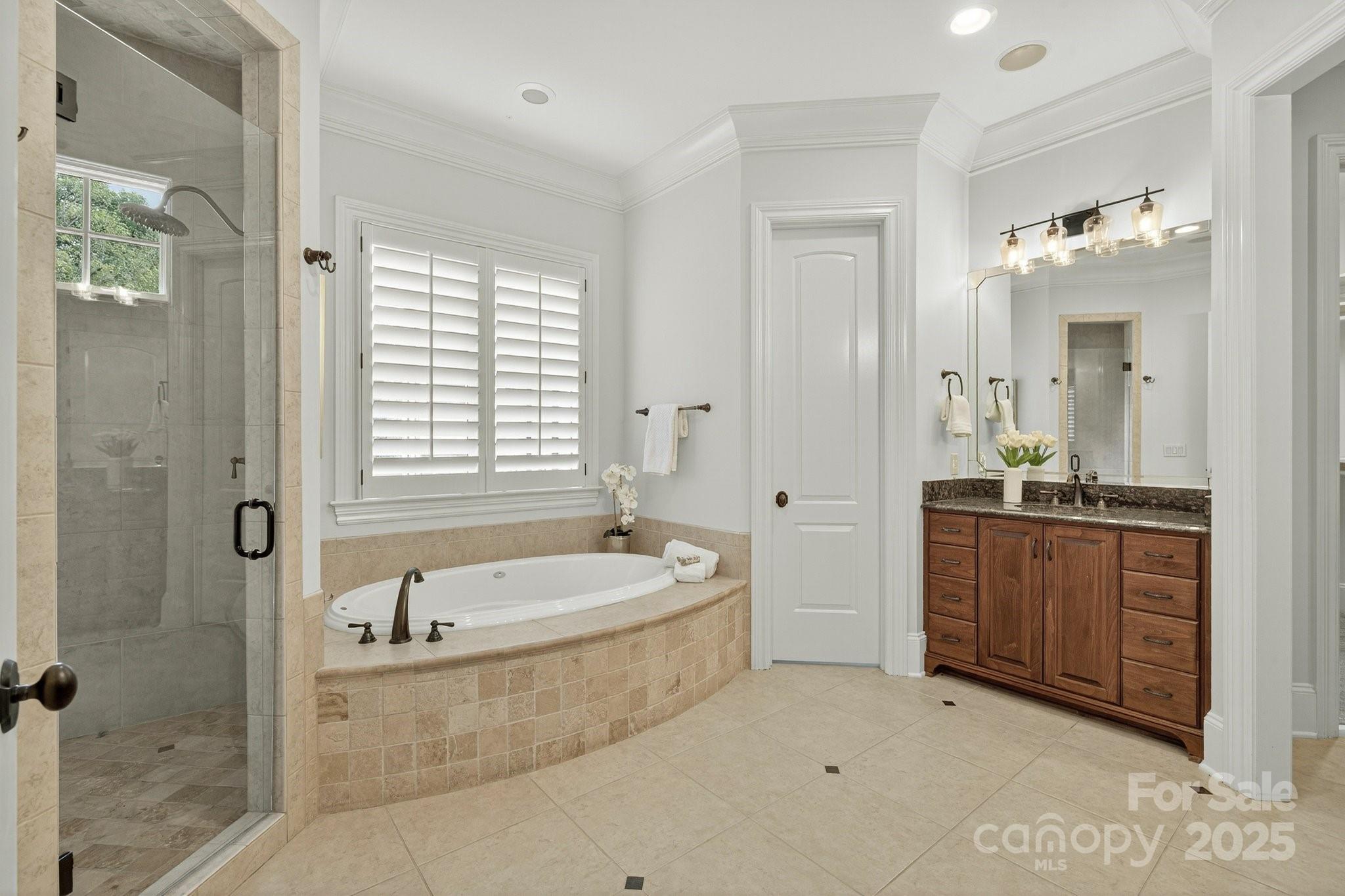 207 Belle Meade Court