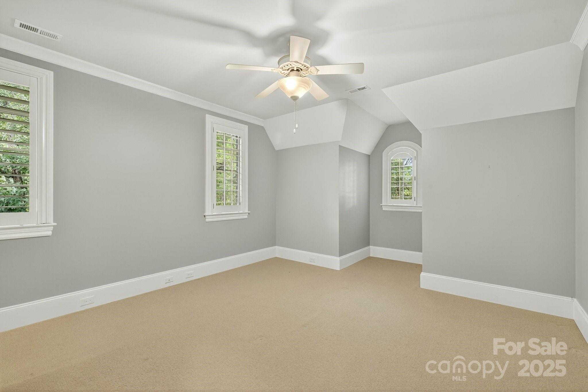 207 Belle Meade Court