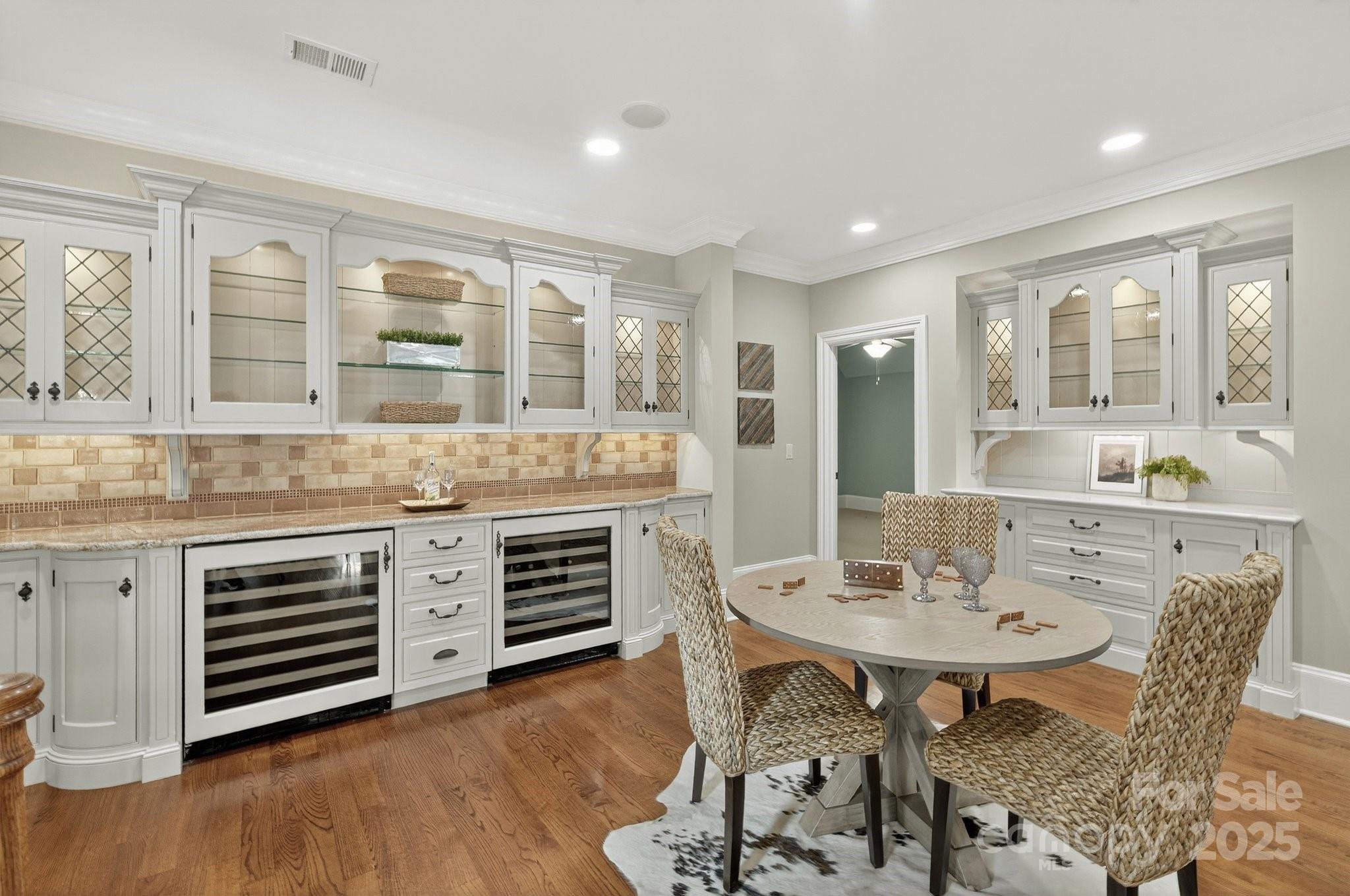 207 Belle Meade Court